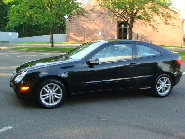 Mercedes-Benz C-Class 2002 photo 4