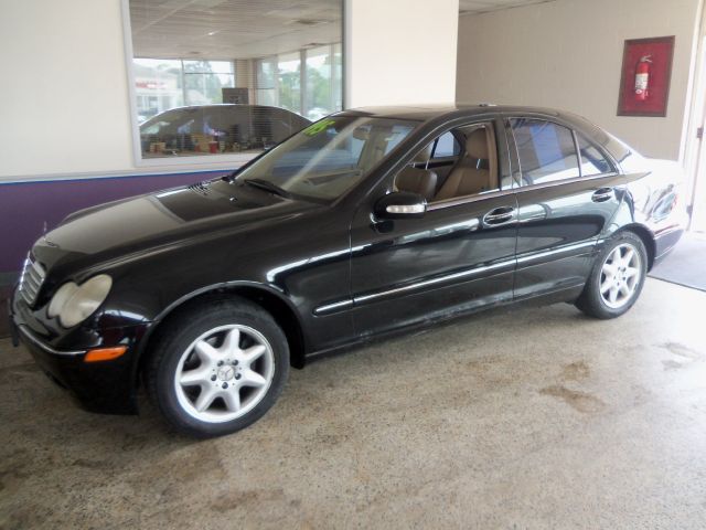 Mercedes-Benz C-Class 2002 photo 3