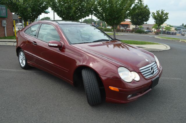 Mercedes-Benz C-Class 2002 photo 3