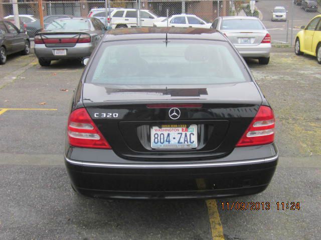 Mercedes-Benz C-Class 2002 photo 2