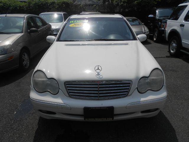 Mercedes-Benz C-Class 2002 photo 2