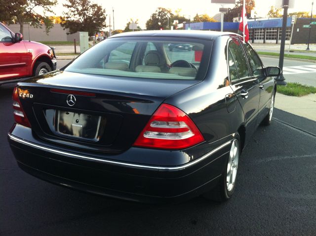 Mercedes-Benz C-Class 2002 photo 4