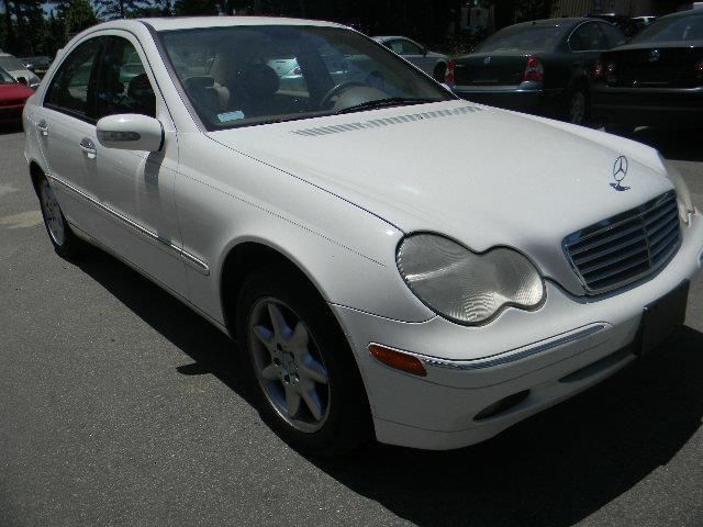 Mercedes-Benz C-Class 2002 photo 4