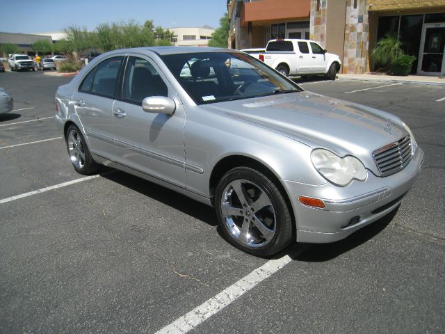 Mercedes-Benz C-Class 2002 photo 16