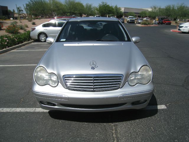 Mercedes-Benz C-Class 2002 photo 17