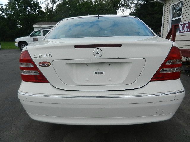 Mercedes-Benz C-Class 2002 photo 8