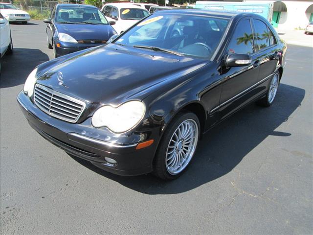 Mercedes-Benz C-Class 2002 photo 14