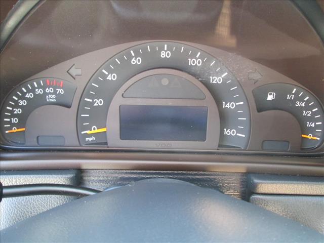 Mercedes-Benz C-Class 2002 photo 2