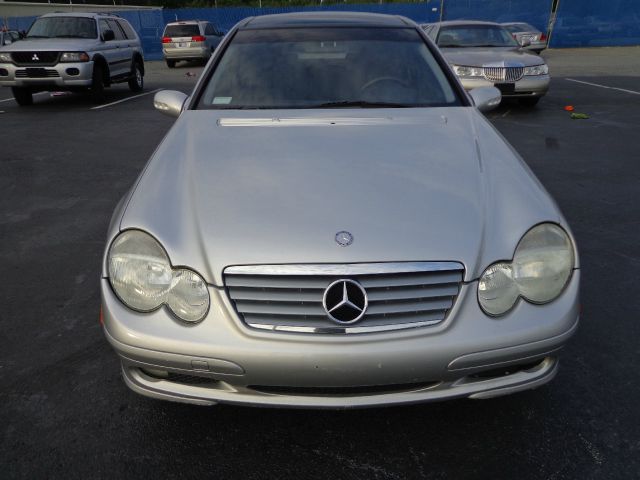 Mercedes-Benz C-Class 2002 photo 9