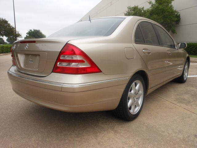 Mercedes-Benz C-Class 2002 photo 1