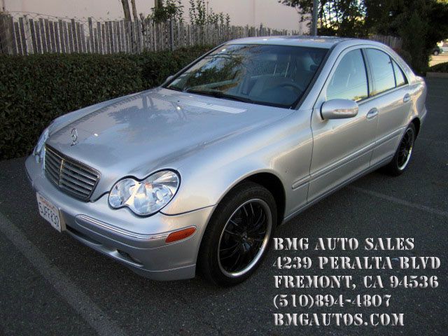 Mercedes-Benz C-Class 2002 photo 1