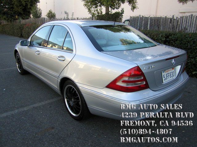 Mercedes-Benz C-Class 2002 photo 4