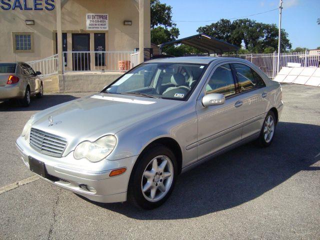 Mercedes-Benz C-Class 2002 photo 1