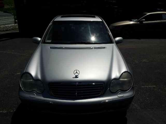 Mercedes-Benz C-Class 2002 photo 4