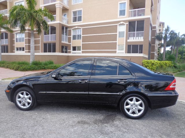 Mercedes-Benz C-Class 2002 photo 15