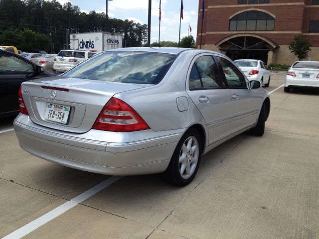 Mercedes-Benz C-Class 2003 photo 6