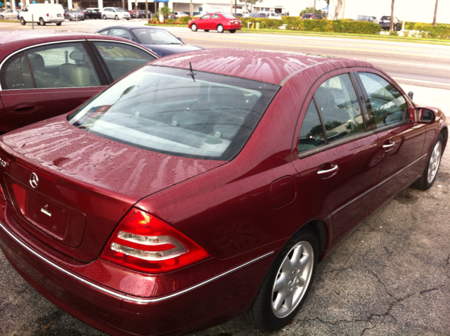 Mercedes-Benz C-Class 2003 photo 1