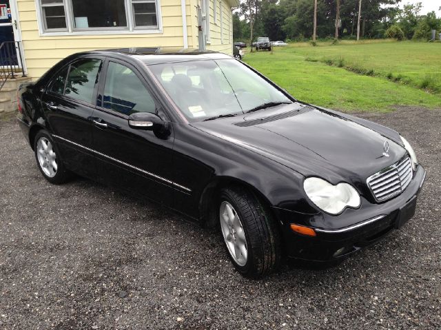 Mercedes-Benz C-Class 2003 photo 12