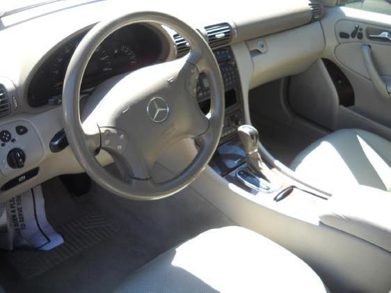 Mercedes-Benz C-Class 2003 photo 3