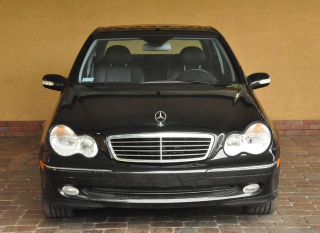 Mercedes-Benz C-Class 2003 photo 26