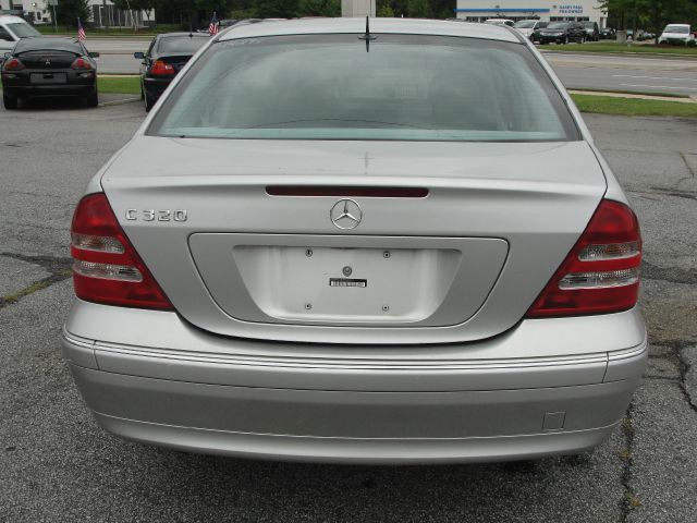 Mercedes-Benz C-Class 2003 photo 1