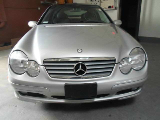 Mercedes-Benz C-Class 2003 photo 8