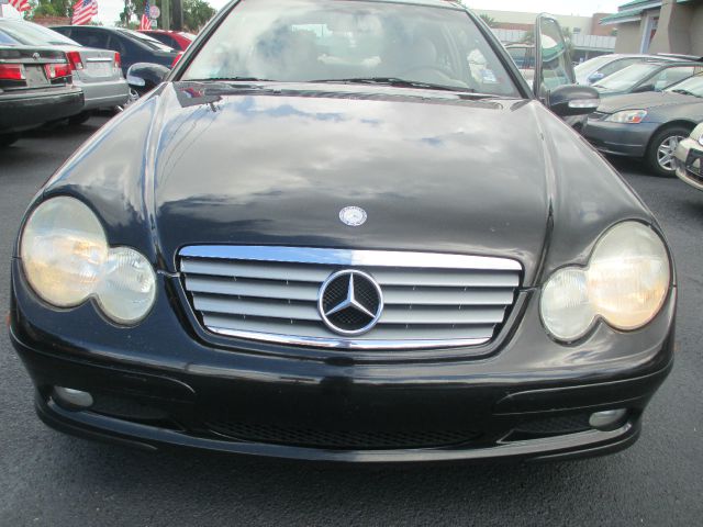 Mercedes-Benz C-Class 2003 photo 12