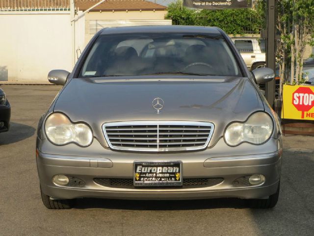 Mercedes-Benz C-Class 2003 photo 3