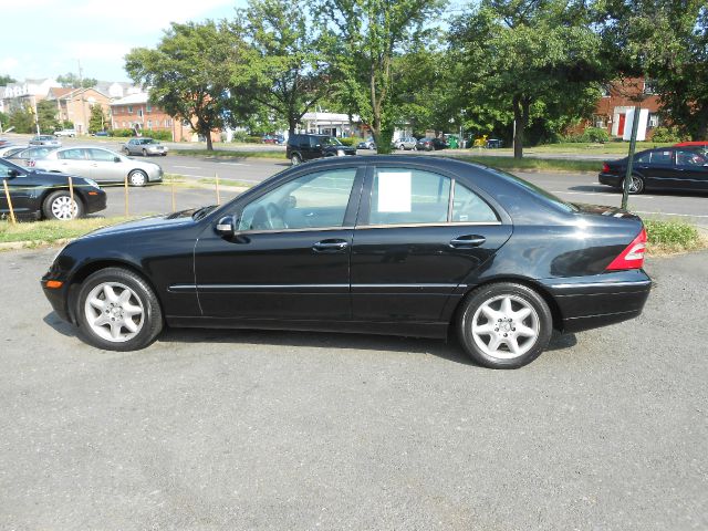 Mercedes-Benz C-Class 2003 photo 1