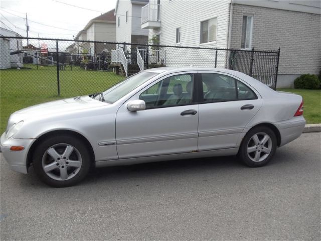 Mercedes-Benz C-Class 2003 photo 1