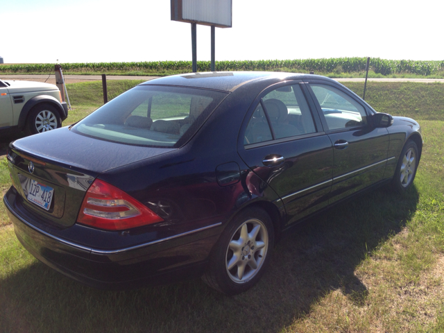 Mercedes-Benz C-Class 2003 photo 3