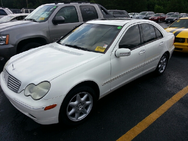 Mercedes-Benz C-Class 2003 photo 0