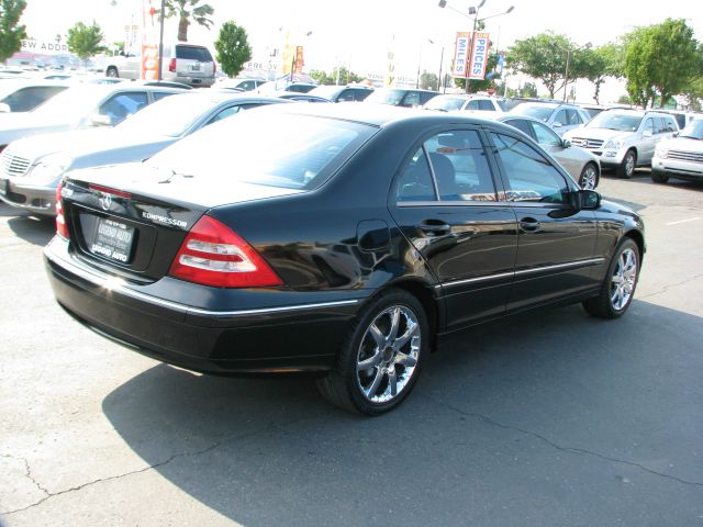 Mercedes-Benz C-Class 2003 photo 1