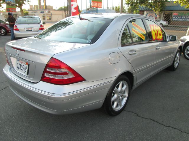 Mercedes-Benz C-Class 2003 photo 1