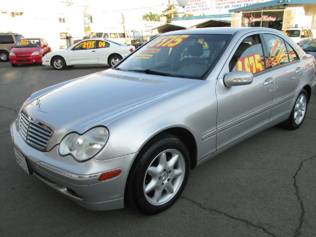 Mercedes-Benz C-Class 2003 photo 3