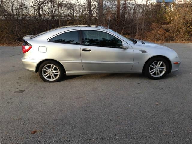 Mercedes-Benz C-Class 2003 photo 4