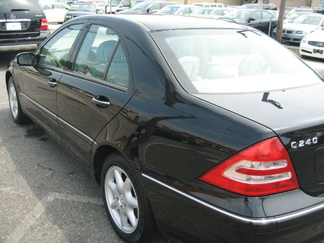 Mercedes-Benz C-Class 2003 photo 6