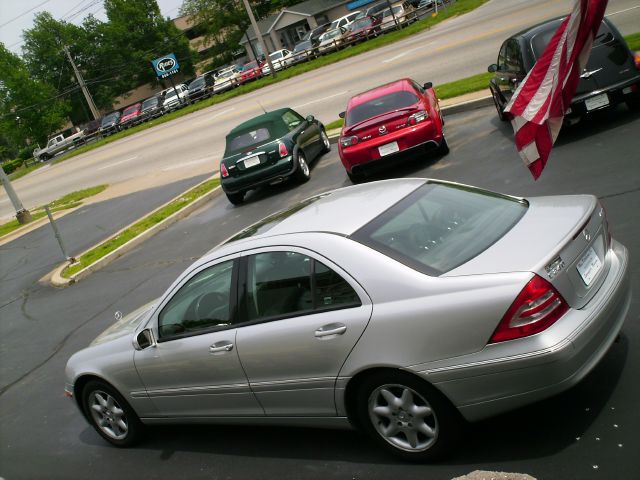 Mercedes-Benz C-Class 2003 photo 17