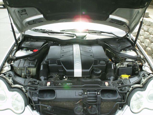 Mercedes-Benz C-Class 2003 photo 2