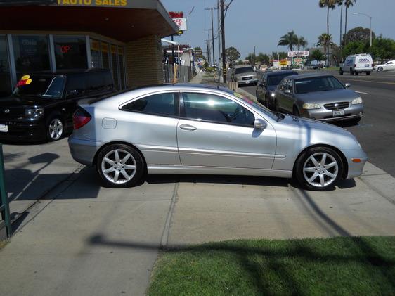 Mercedes-Benz C-Class 2004 photo 1