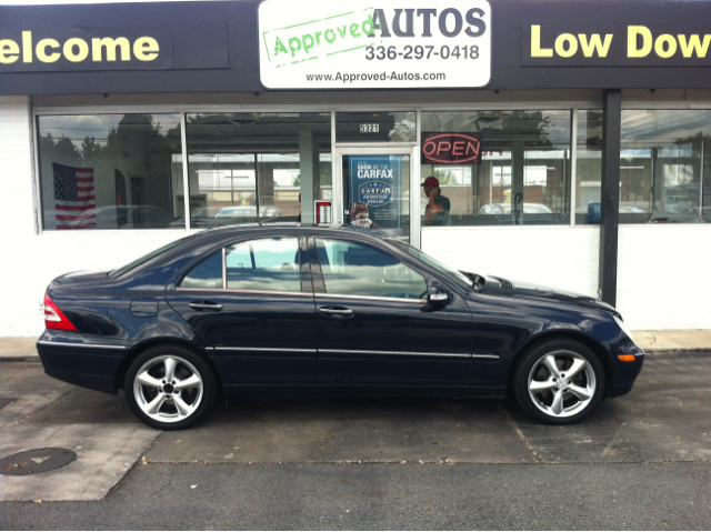 Mercedes-Benz C-Class 2004 photo 1