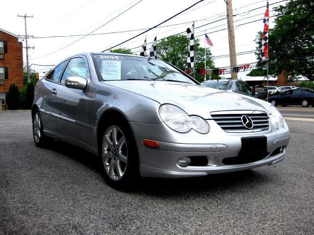 Mercedes-Benz C-Class 2004 photo 14