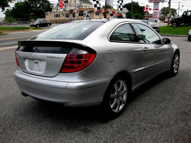 Mercedes-Benz C-Class 2004 photo 15