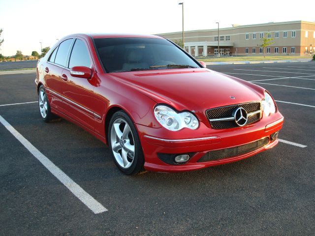 Mercedes-Benz C-Class 2004 photo 8