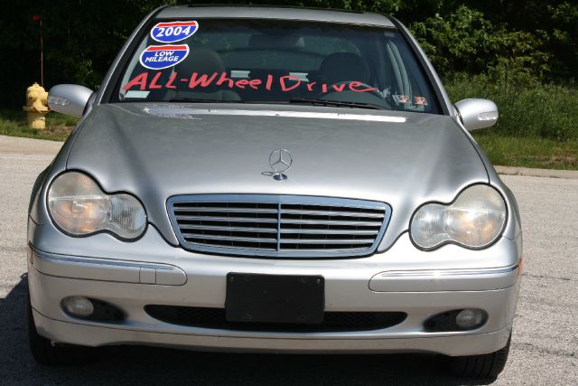 Mercedes-Benz C-Class 2004 photo 26