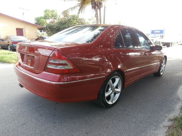 Mercedes-Benz C-Class 2004 photo 4