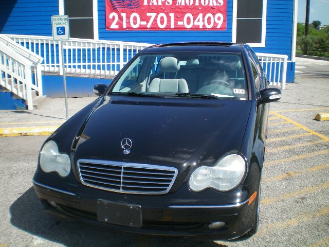 Mercedes-Benz C-Class 2004 photo 3