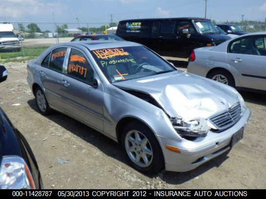 Mercedes-Benz C-Class 2004 photo 3