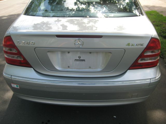 Mercedes-Benz C-Class 2004 photo 1