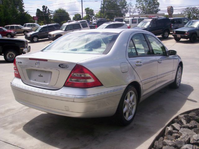 Mercedes-Benz C-Class 2004 photo 1